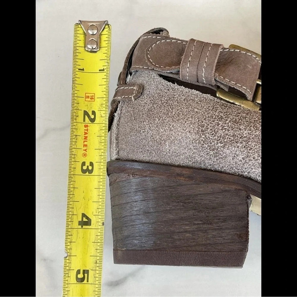 Kaanas Booties Taupe Leather Buckle 39/8.5 - Picture 14 of 14